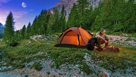 wildzelten schweiz|Wild campen in der Schweiz: Orte, Tipps und Infos